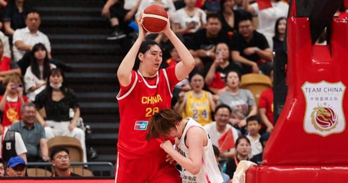包含32分大胜！张子宇16+4中国女篮热身赛再胜日本的词条