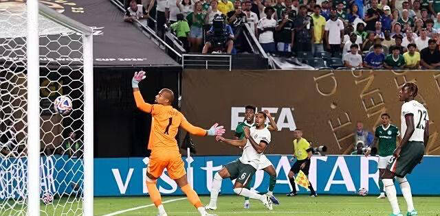 世俱杯-切尔西2-1取胜进4强帕尔默破门埃斯特旺进球(埃斯特旺威廉简历)