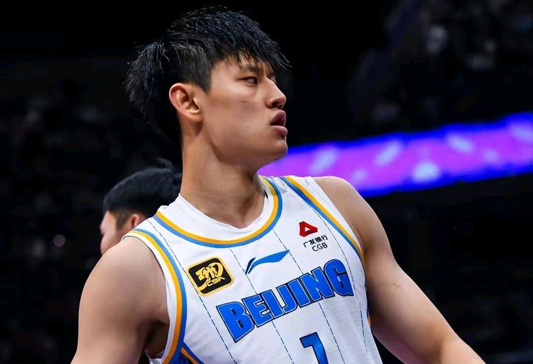 周琦11分首钢不敌广厦王哲林18+15上海胜北控(周琦和王哲林臂展)